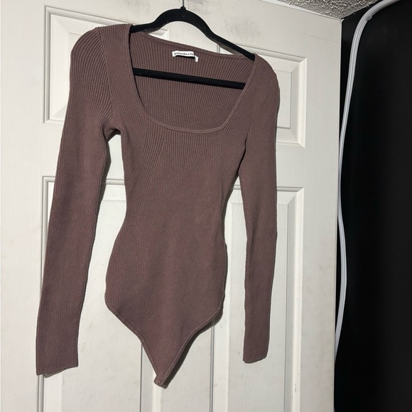 Abercrombie & Fitch Tops - Abercrombie knit bodysuit